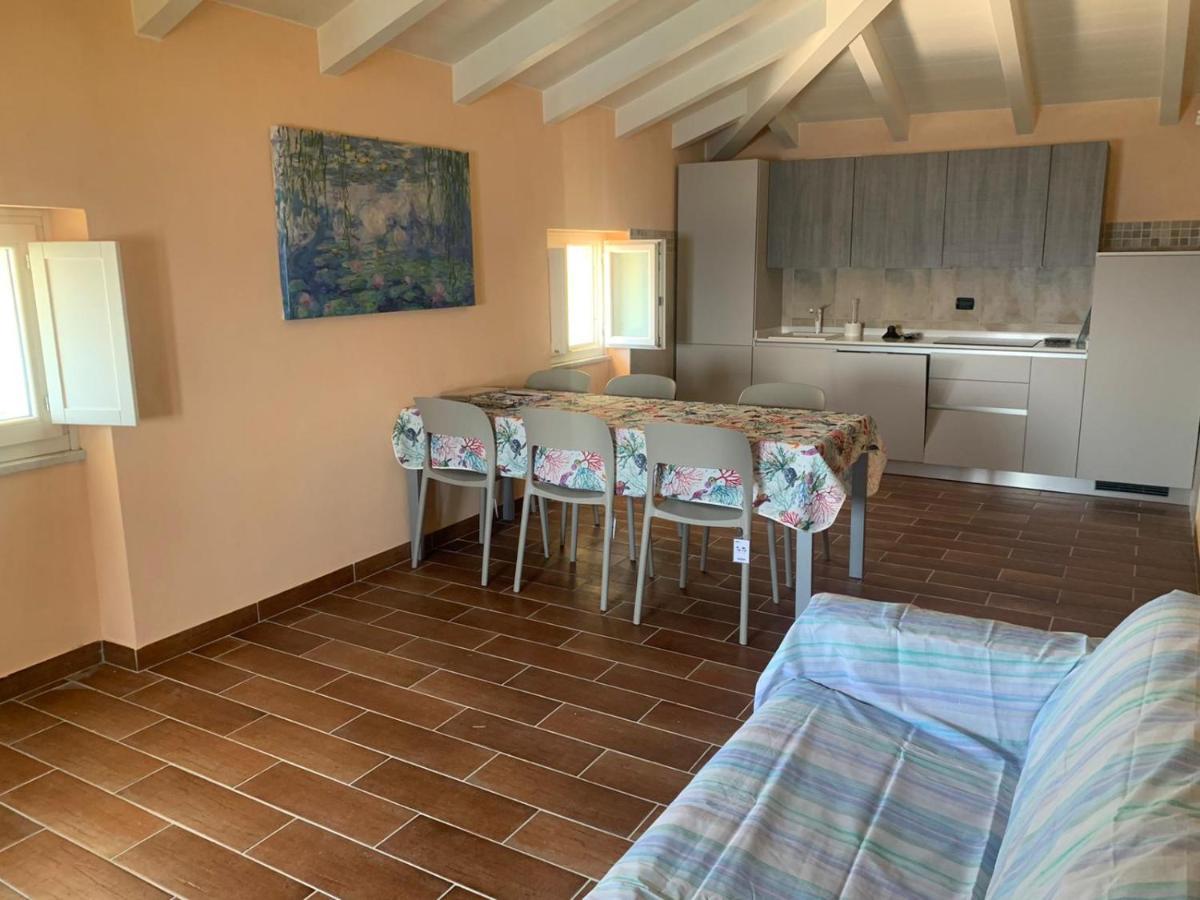 La Terrazza Nel Blu Lägenhet Imperia Exteriör bild